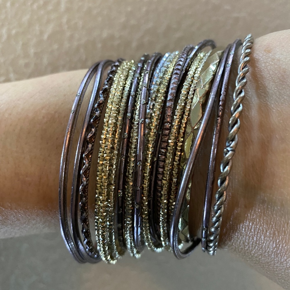 Set of bracelets